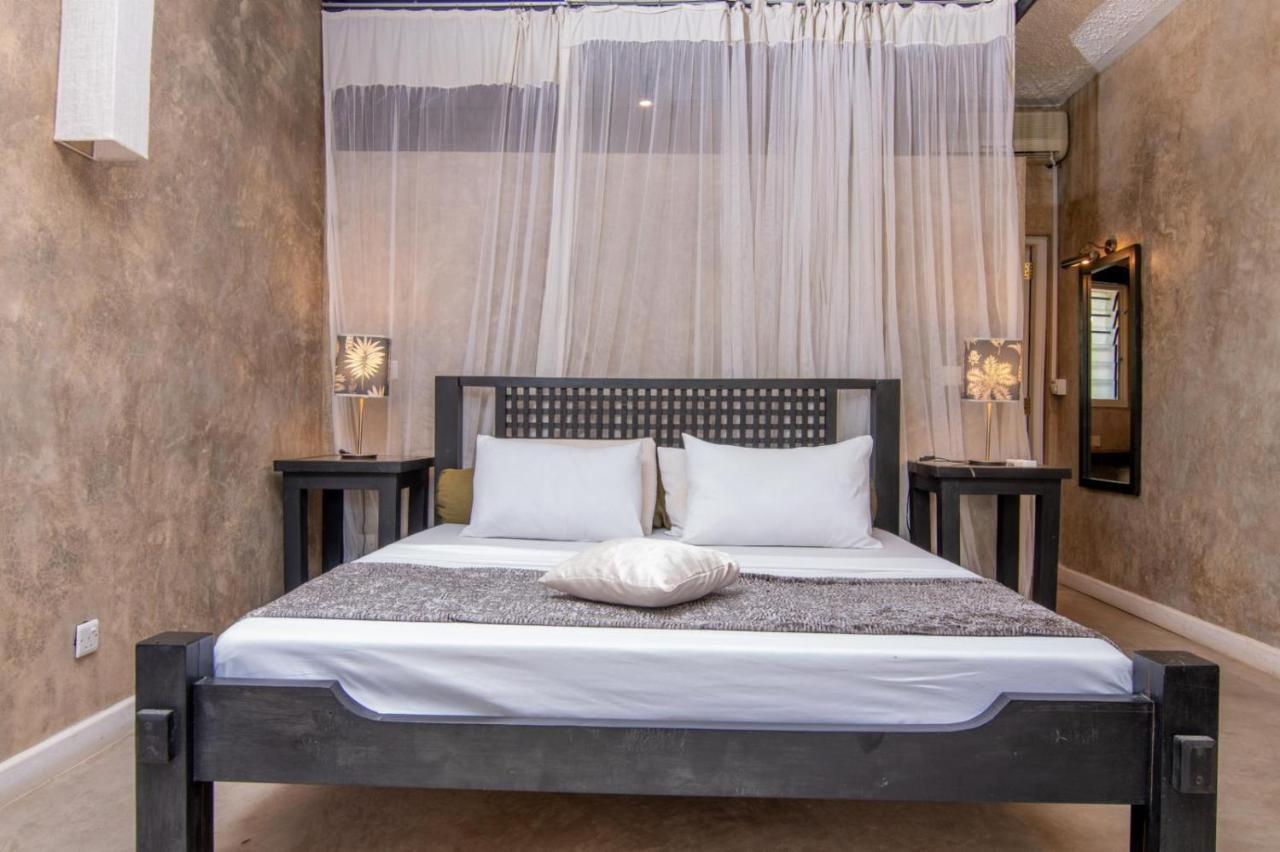 The Lawford Hotel Malindi Exterior photo