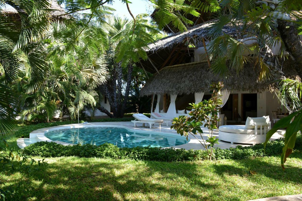 The Lawford Hotel Malindi Exterior photo