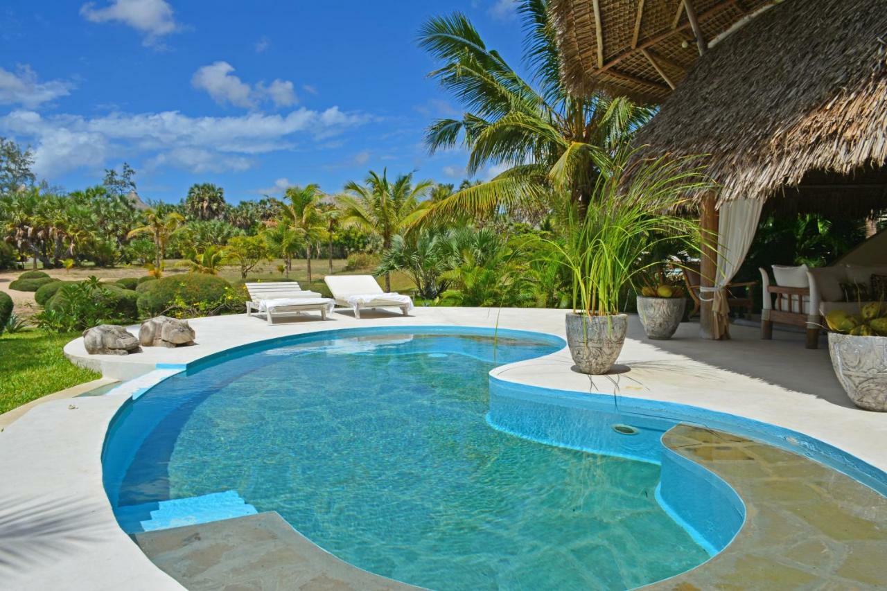 The Lawford Hotel Malindi Exterior photo