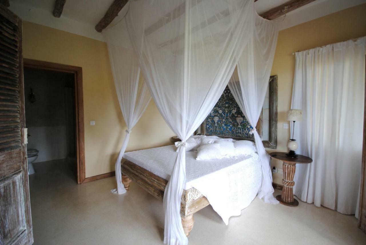 The Lawford Hotel Malindi Exterior photo