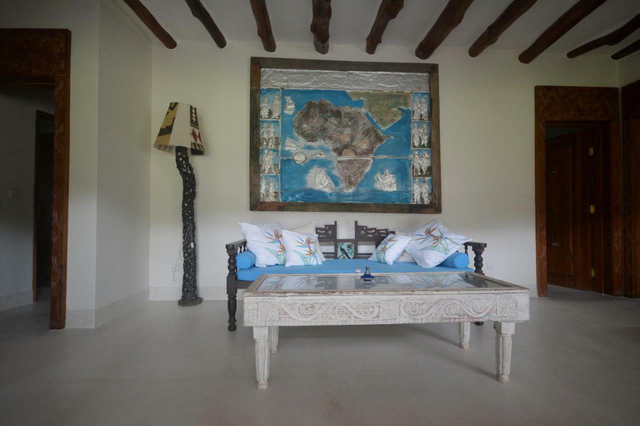 The Lawford Hotel Malindi Exterior photo